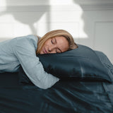 HUGGED® BAMBUS SENGETØJ - NAVY BLÅ_3